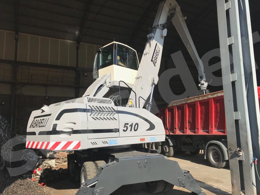 attrezzature per la movimentazione e taglio rottami metallici